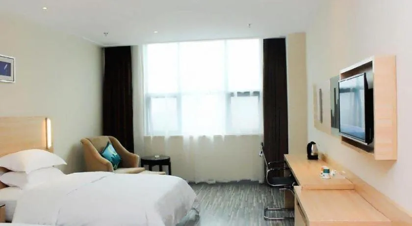 Bed in City Comfort Inn Jingzhou Ancient City Taiyue Road