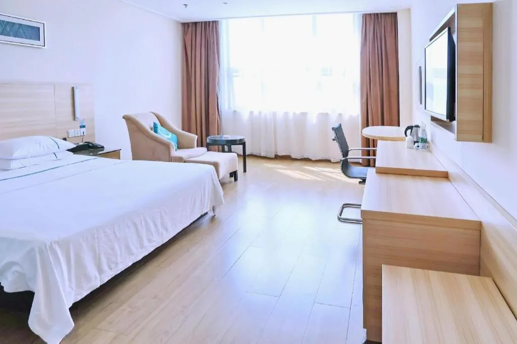 Bed in City Comfort Inn Jingzhou Ancient City Taiyue Road