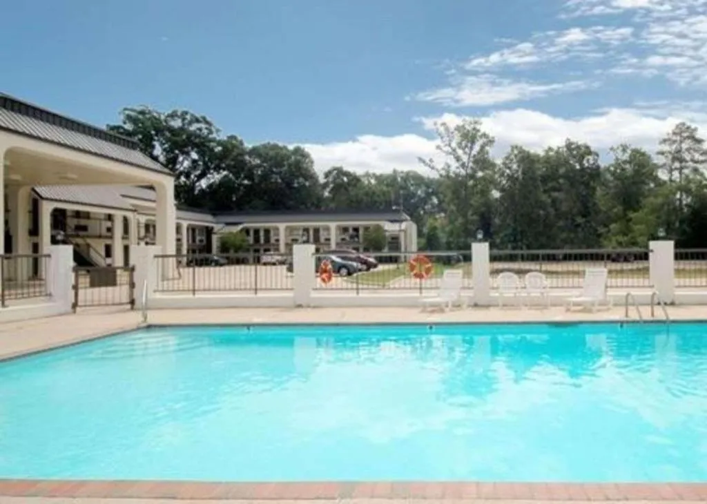 Econo Lodge Pearl - Jackson