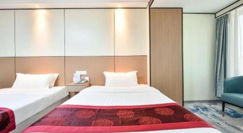 Bed in Dalian Bohai Pearl Hotel