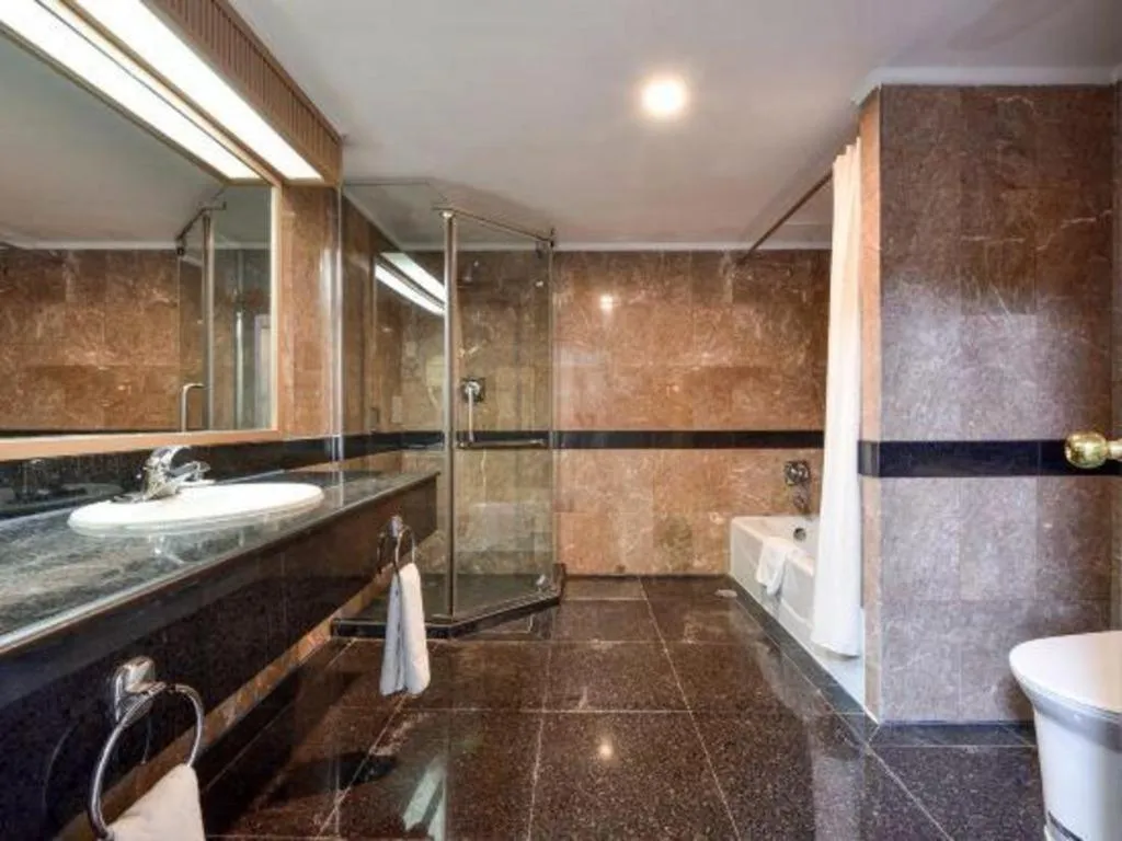 Dalian Bohai Pearl Hotel