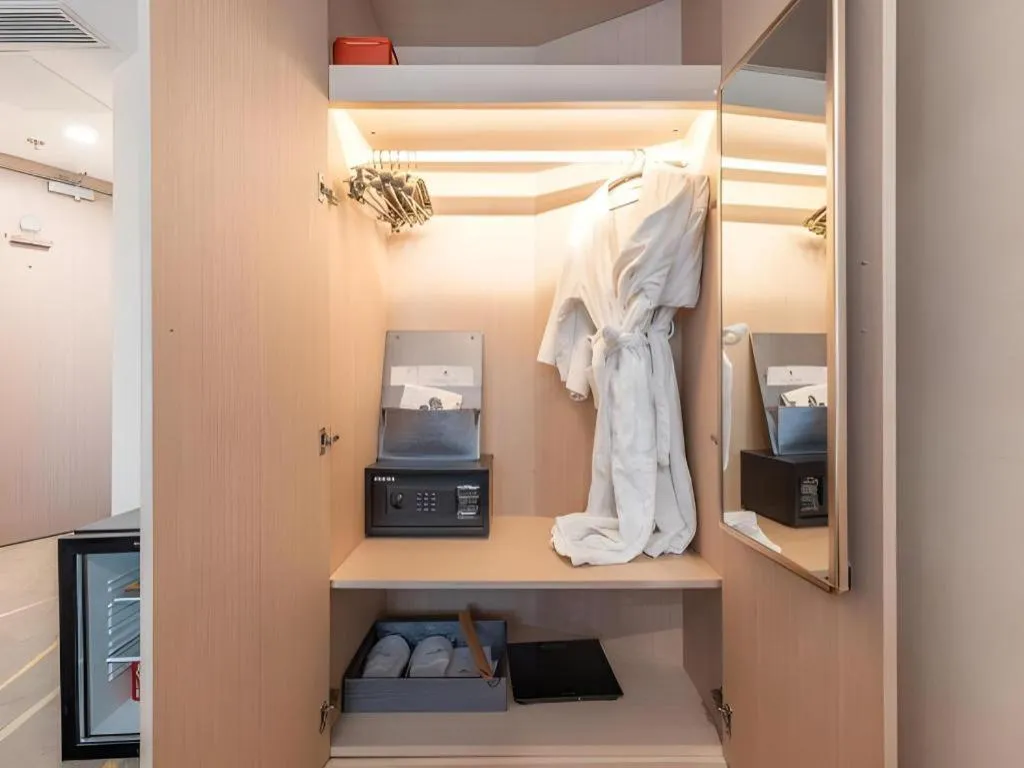 Dalian Bohai Pearl Hotel