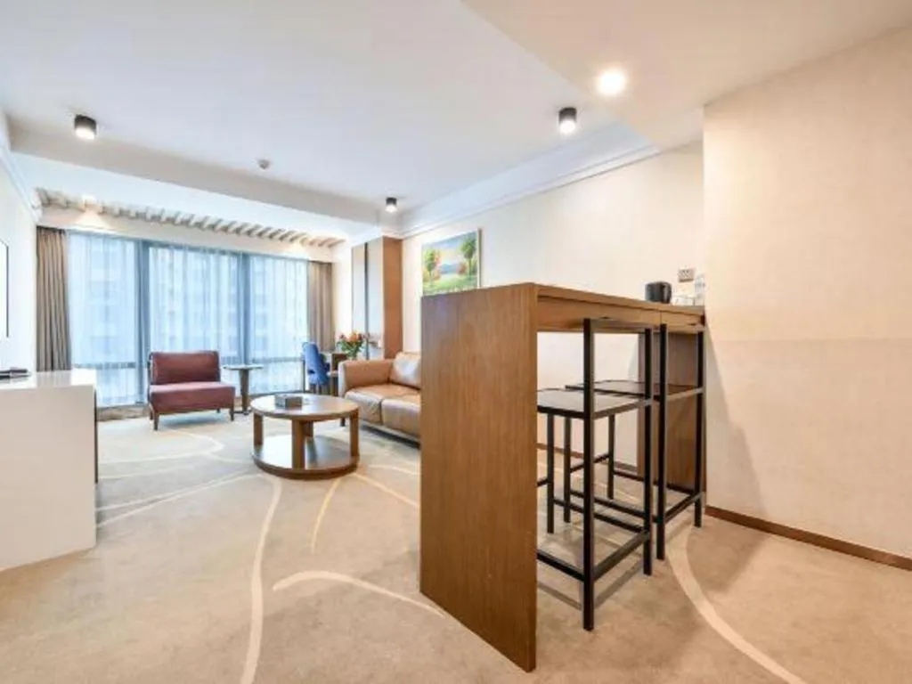 Dalian Bohai Pearl Hotel