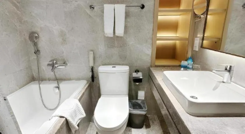 Dalian Bohai Pearl Hotel