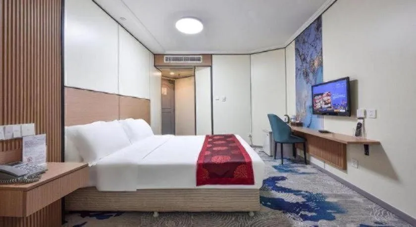 Bed in Dalian Bohai Pearl Hotel