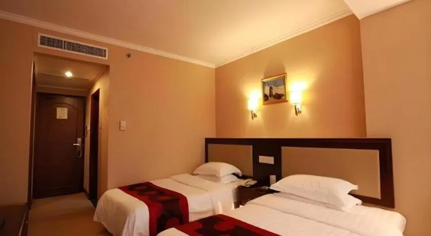 Bed in Dalian Bohai Pearl Hotel