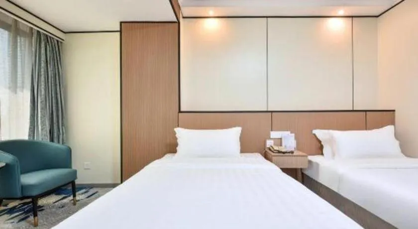 Bed in Dalian Bohai Pearl Hotel