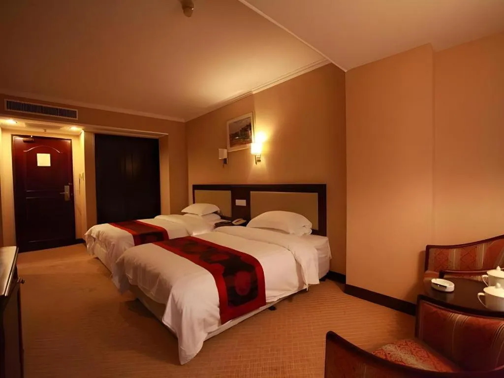 Bed in Dalian Bohai Pearl Hotel