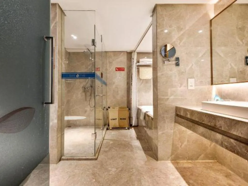 Dalian Bohai Pearl Hotel