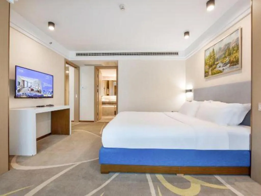 Bed in Dalian Bohai Pearl Hotel