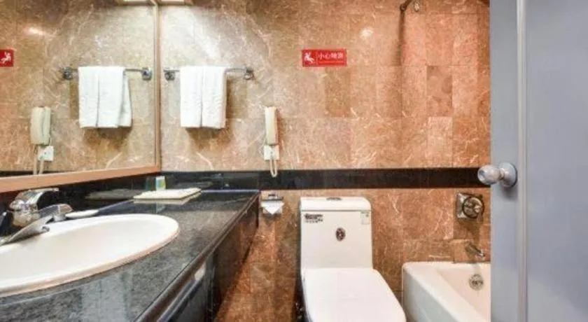 Dalian Bohai Pearl Hotel