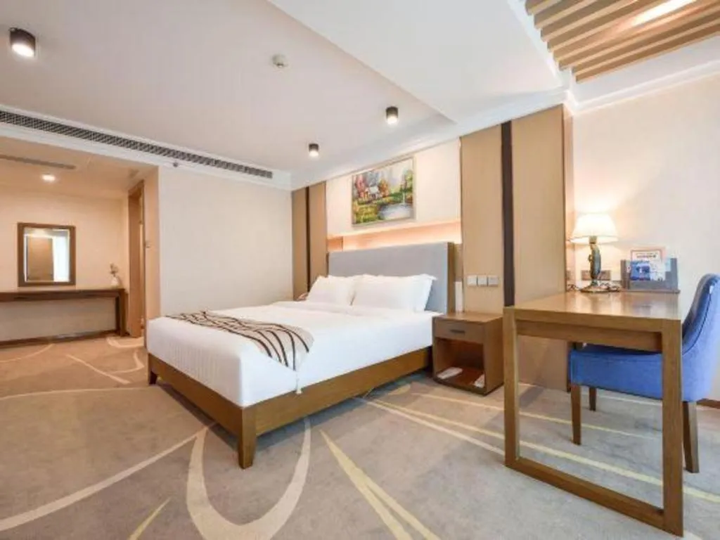 Bed in Dalian Bohai Pearl Hotel