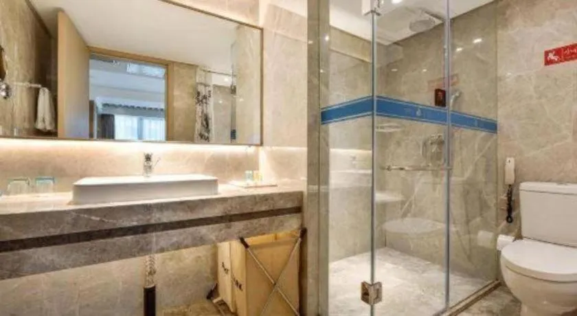 Dalian Bohai Pearl Hotel