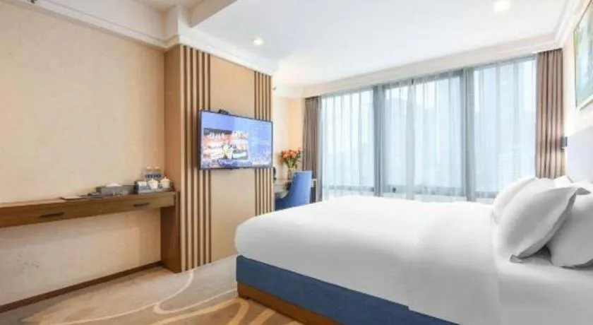 Bed in Dalian Bohai Pearl Hotel
