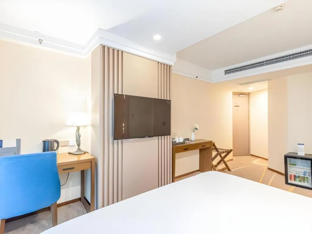 Bed in Dalian Bohai Pearl Hotel