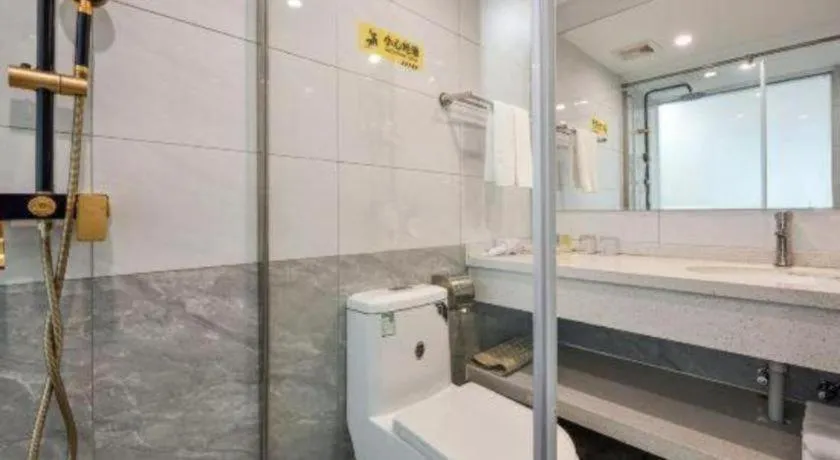 Dalian Bohai Pearl Hotel