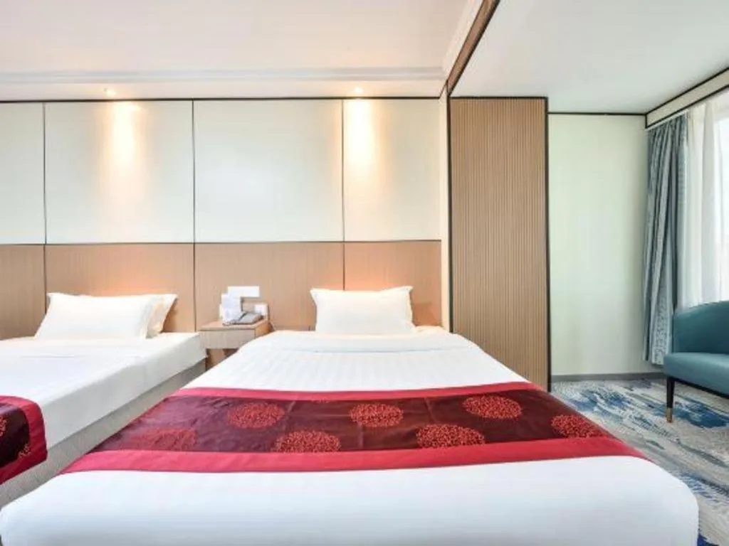 Bed in Dalian Bohai Pearl Hotel