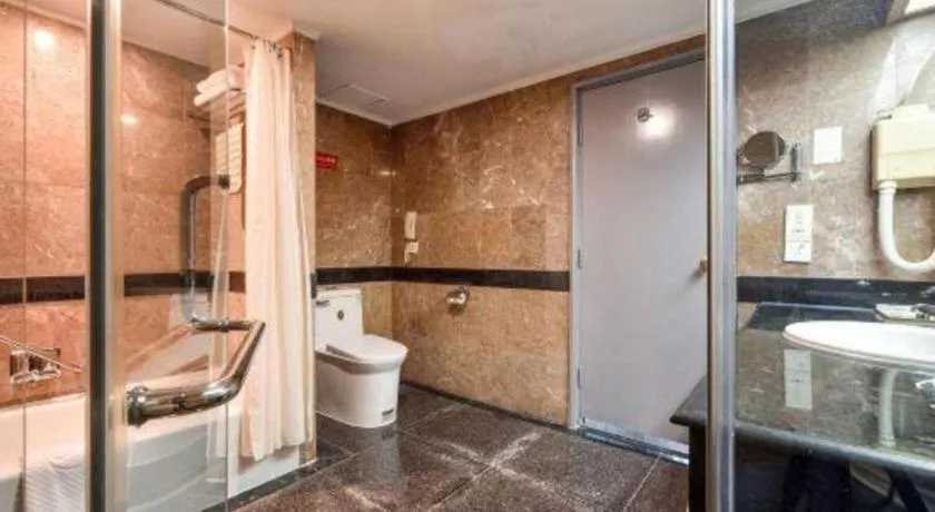 Dalian Bohai Pearl Hotel