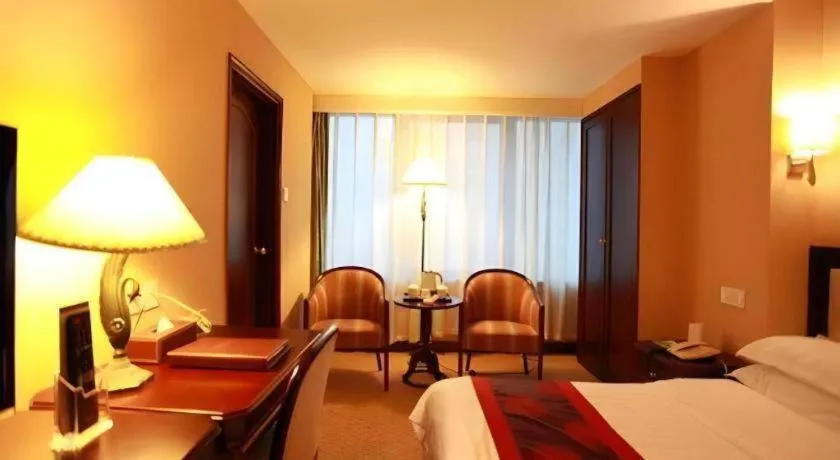 Bed in Dalian Bohai Pearl Hotel