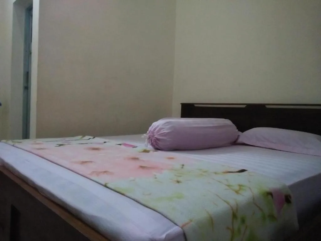 Bed in Siola Hotel
