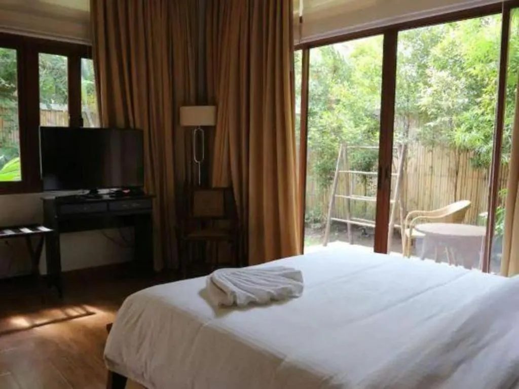 Bed in Bravo Resorts - Munting Paraiso