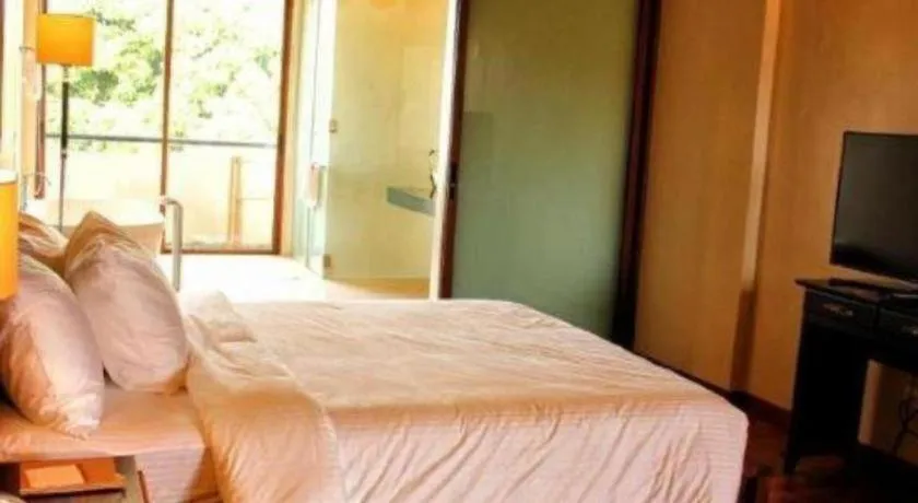 Bed in Bravo Resorts - Munting Paraiso