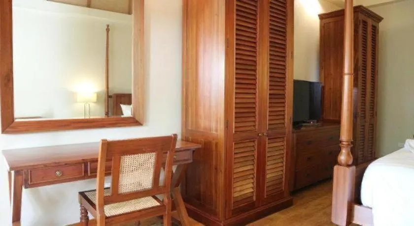 Bravo Resorts - Munting Paraiso