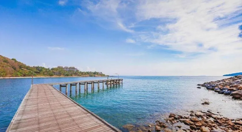 Rainbow Sky Hotel Samet