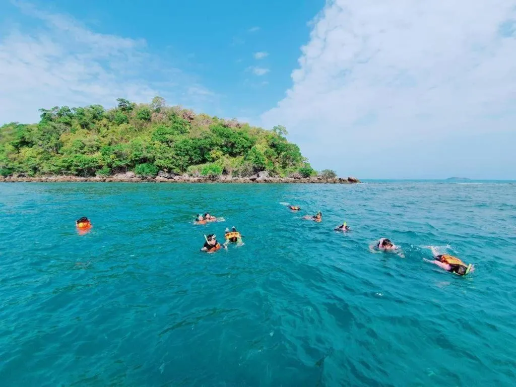 Rainbow Sky Hotel Samet