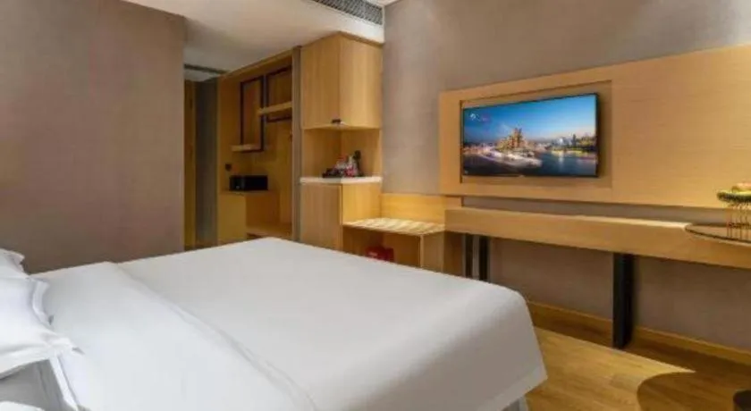 Bed in Ramada Encore by Wyndham Chongqing Yubei
