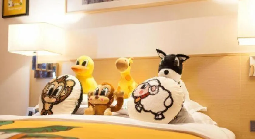 Bed in Ramada Encore by Wyndham Chongqing Yubei