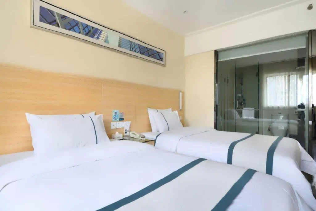 Bed in City Comfort Inn Guahgnzhou Huangpu East District