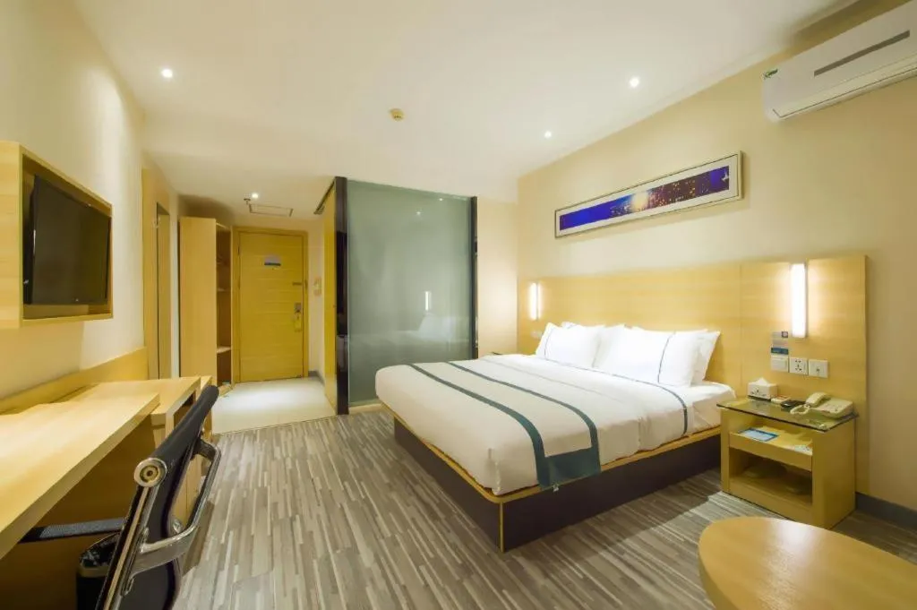 Bed in City Comfort Inn Guahgnzhou Huangpu East District