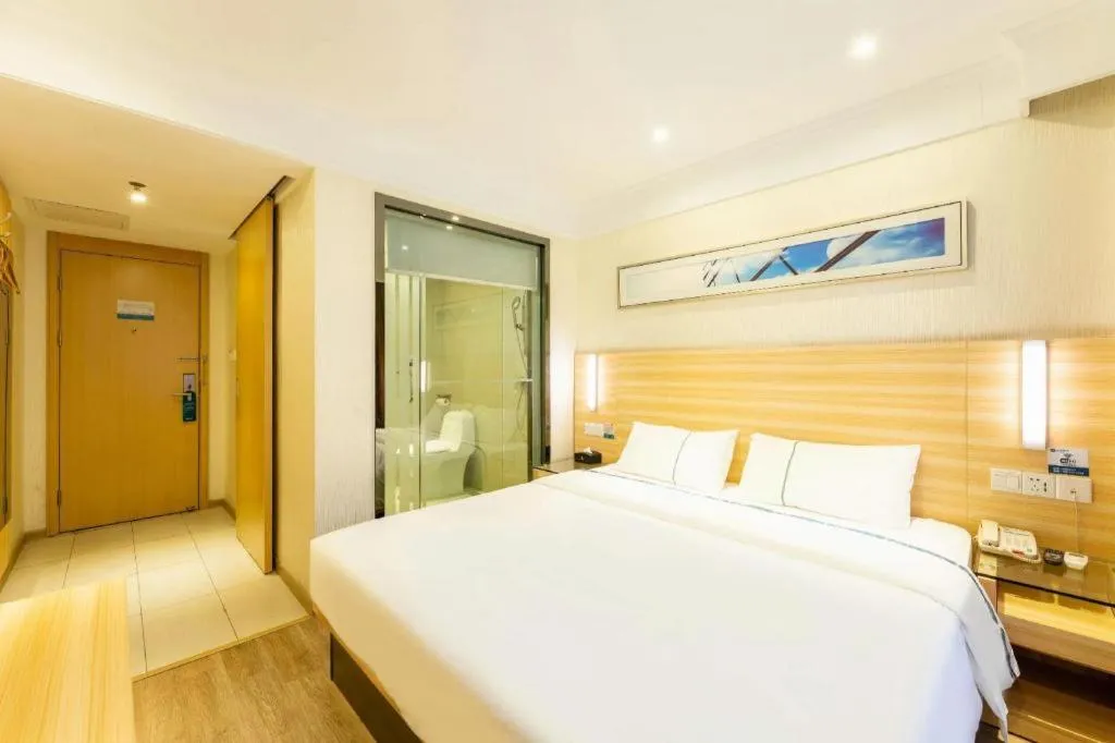 Bed in City Comfort Inn Guahgnzhou Huangpu East District