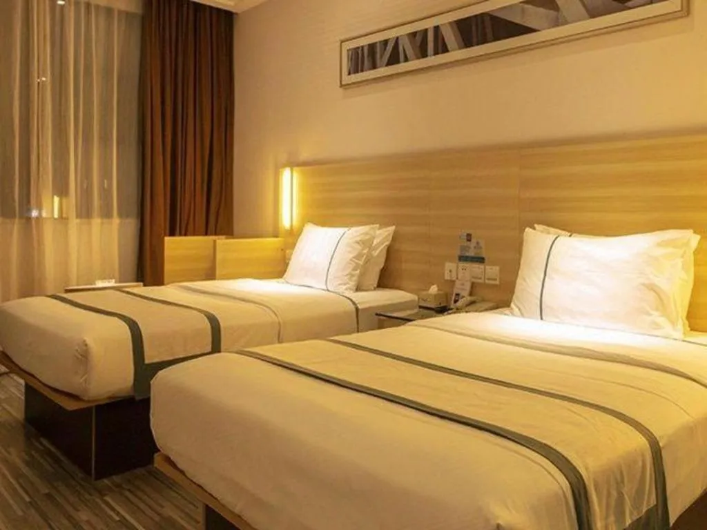 Bed in City Comfort Inn Guahgnzhou Huangpu East District