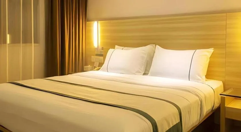 Bed in City Comfort Inn Guahgnzhou Huangpu East District