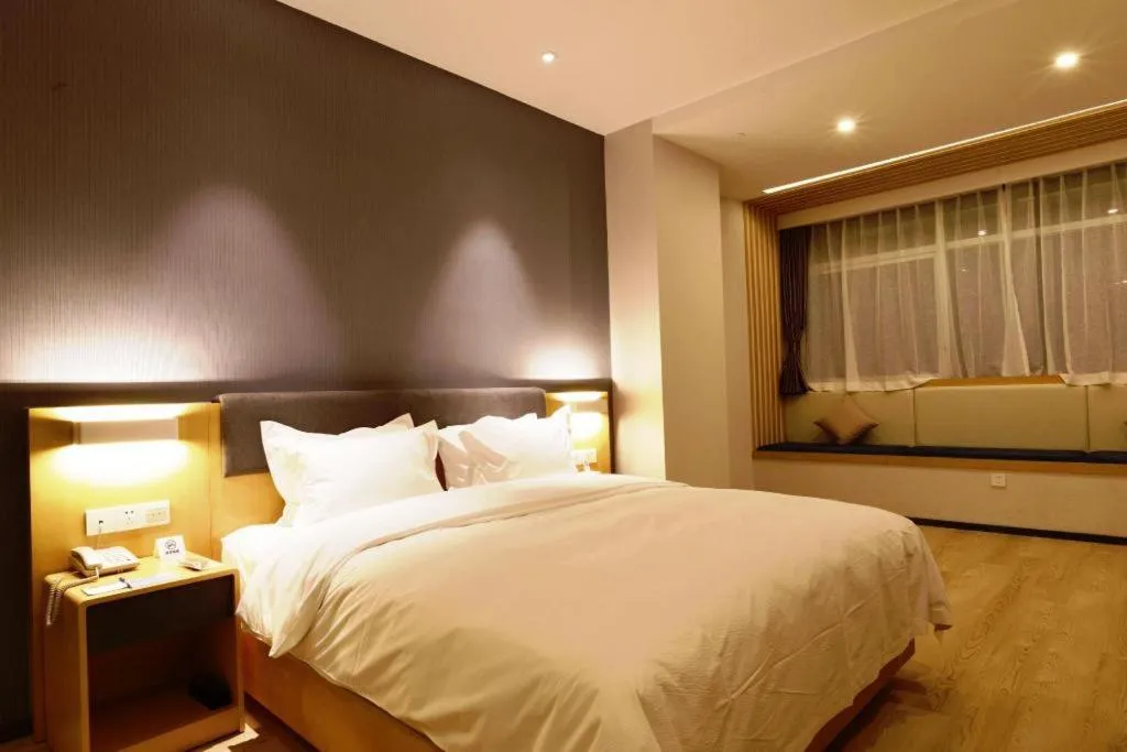 Bed in Holiday Inn Express Jinan Exhibition Center By IHG