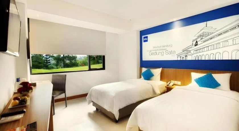 Bed in Indies Style Hotel Bandung