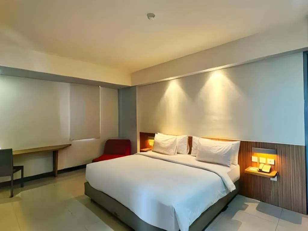 Bed in Indies Style Hotel Bandung