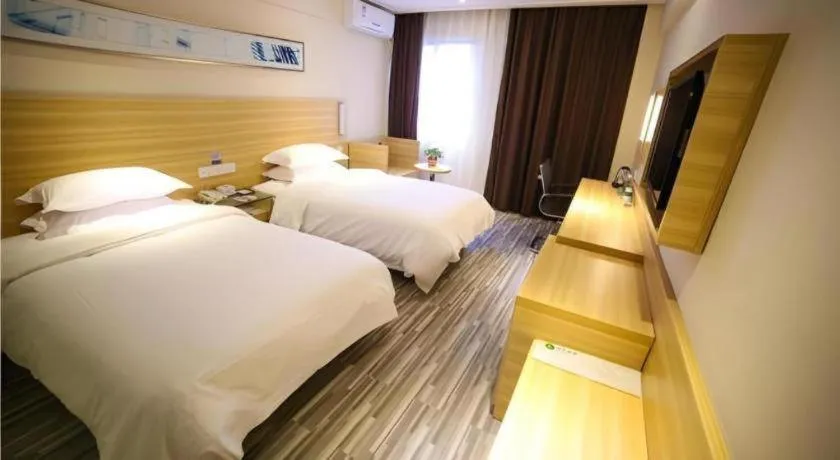 Bed in City Comfort Inn Hengyang Dayang Department Lianhu Plaza