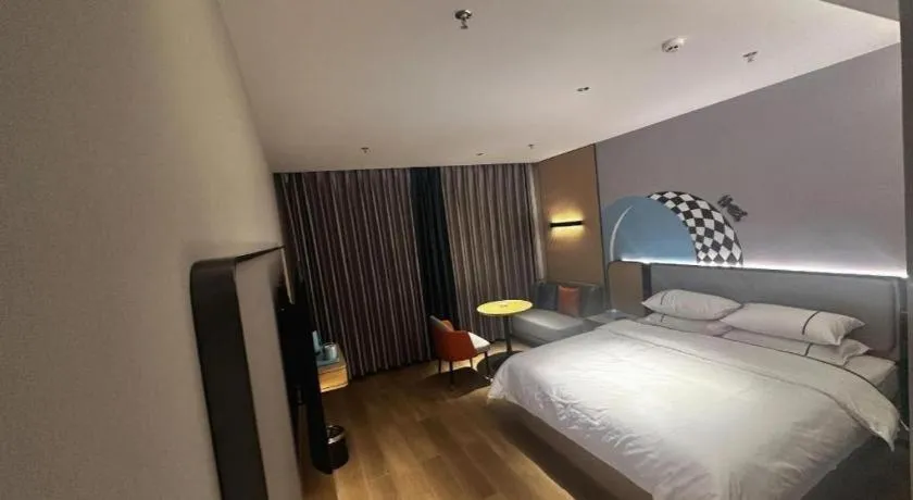 Bed in City Comfort Inn Hengyang Dayang Department Lianhu Plaza