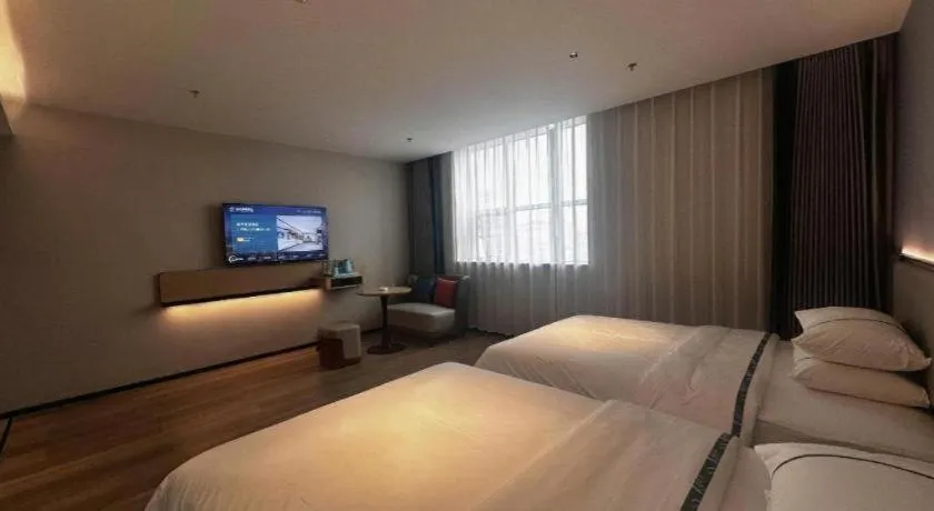 Bed in City Comfort Inn Hengyang Dayang Department Lianhu Plaza