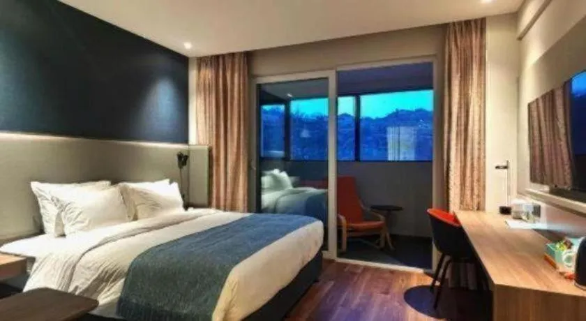 Bed in Holiday Inn Express Guiyang Century City Mall By IHG