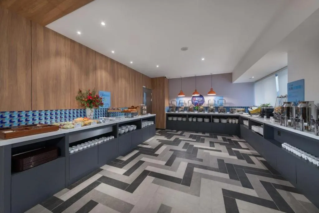 Holiday Inn Express Guiyang Century City Mall By IHG