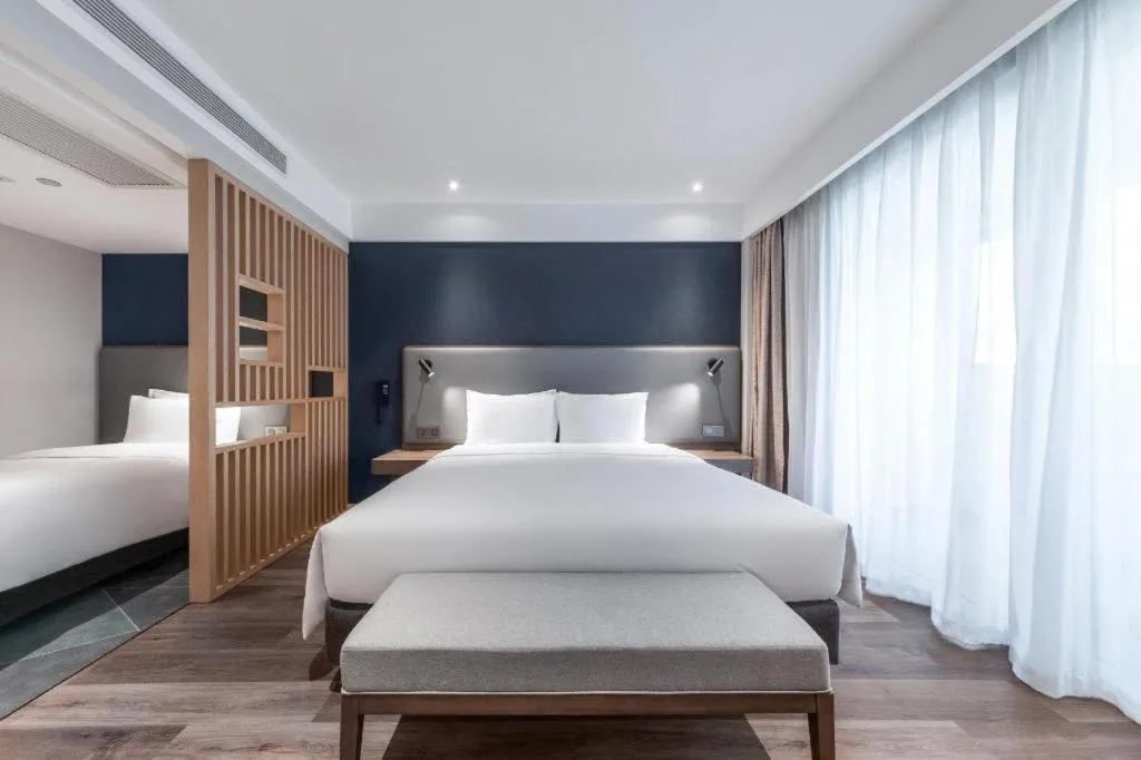 Bed in Holiday Inn Express Guiyang Century City Mall By IHG