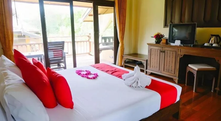Bed in Pai Hotsprings Spa Resort
