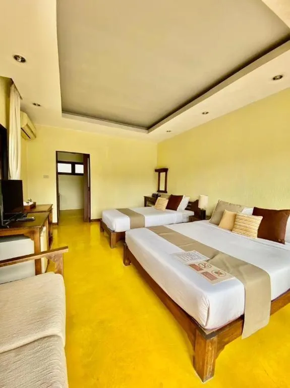 Bed in Pai Hotsprings Spa Resort