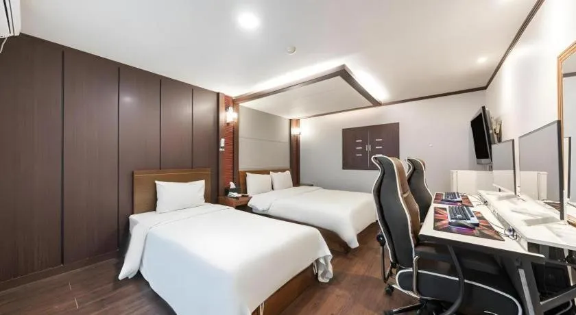 Bed in Hotel J Suwon