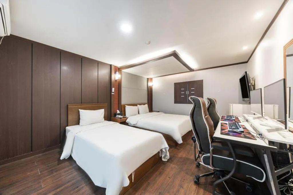 Bed in Hotel J Suwon