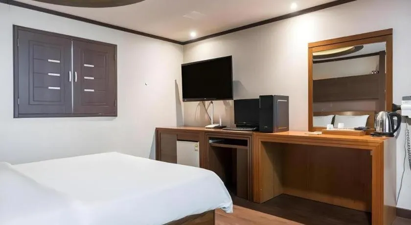 Bed in Hotel J Suwon